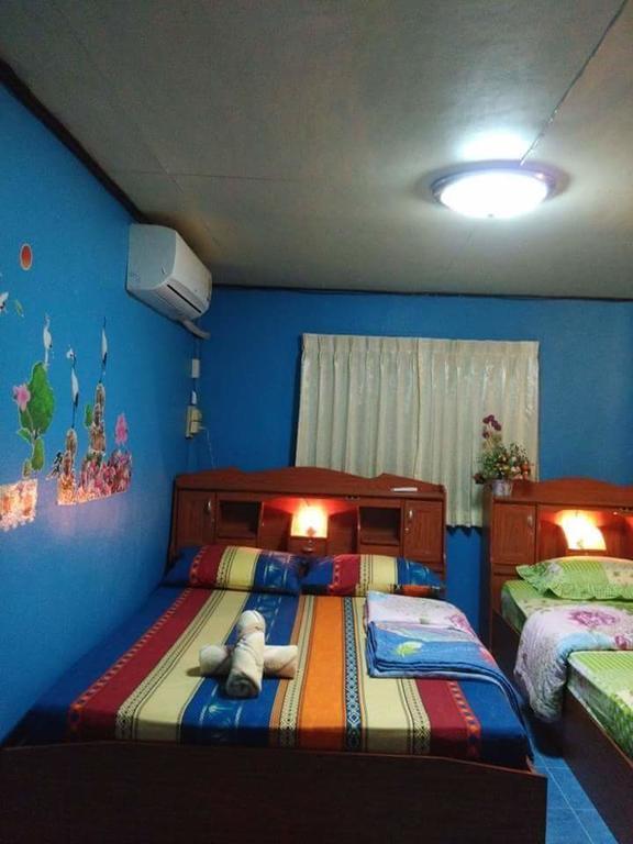 Patchaya Guesthouse Ампхава Экстерьер фото