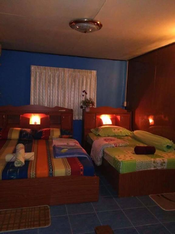 Patchaya Guesthouse Ампхава Экстерьер фото